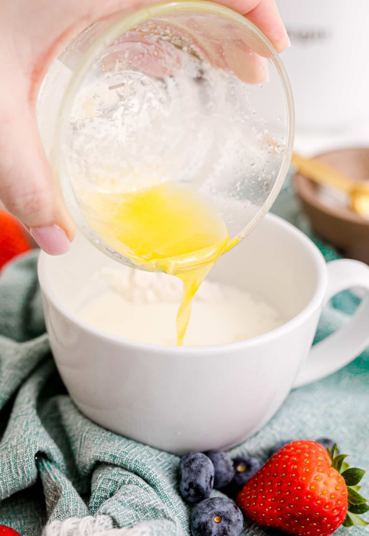 Best Pancakes in a Mug Recipe (Microwave Pancakes)