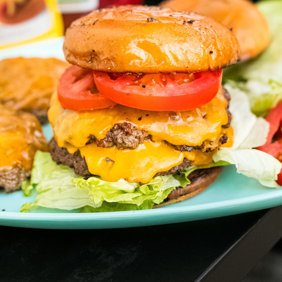 First smash burger after the winter and re-seasoning. : r/blackstonegriddle