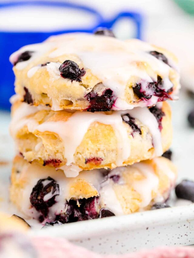 cropped-bo-berry-biscuits-12.jpg
