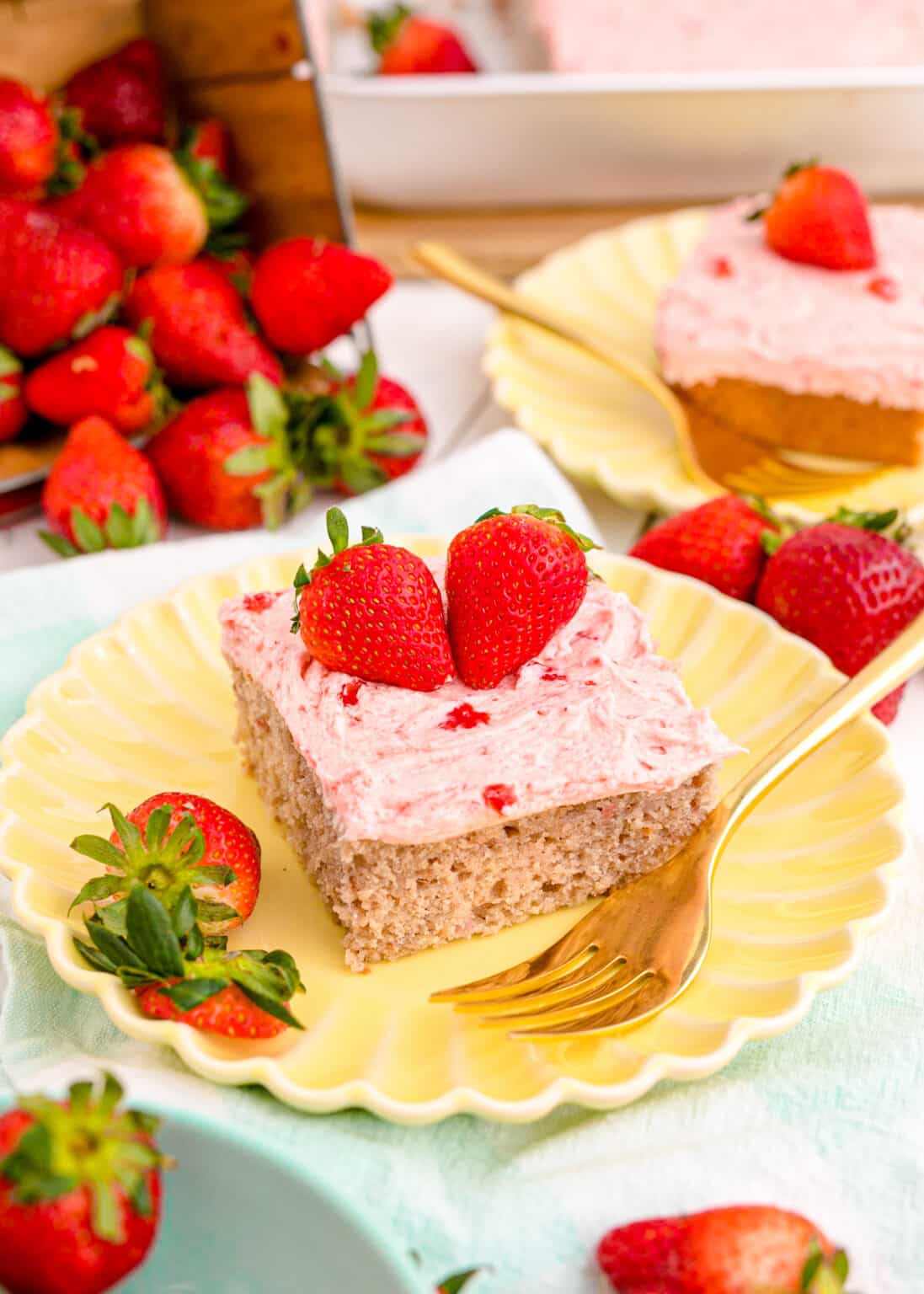 Strawberry Sheet Cake - Sweet Tea and Sprinkles