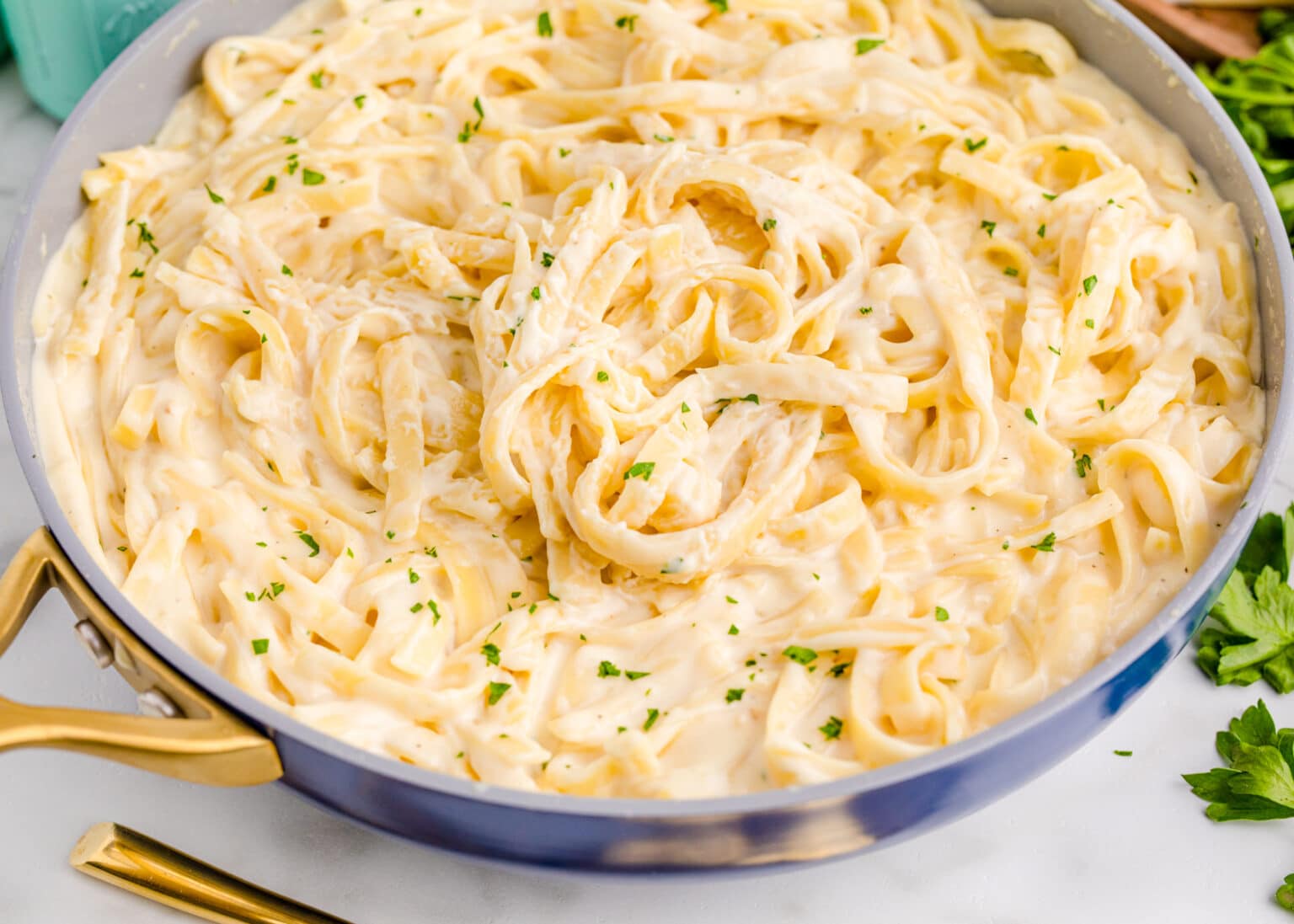 Copycat Olive Garden Alfredo Sauce Sweet Tea and Sprinkles