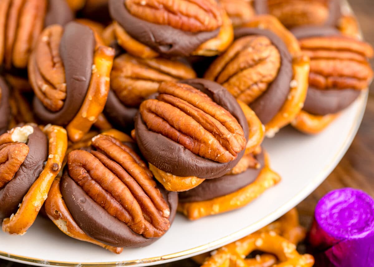 Rolo Pretzel Bites - Sweet Tea and Sprinkles