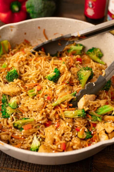 Chicken Ramen Stir Fry - Sweet Tea and Sprinkles